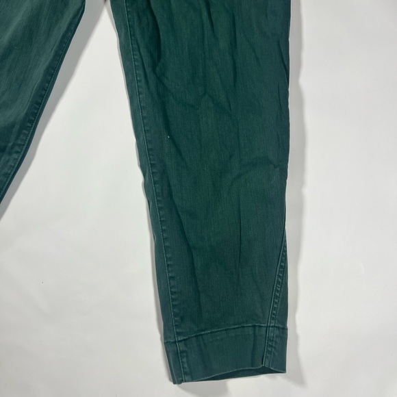 GAP Dark Green Barrel Leg Khaki Pants | Utility Minimalist Chic Cabincore Size 6 - Picture 3 of 6